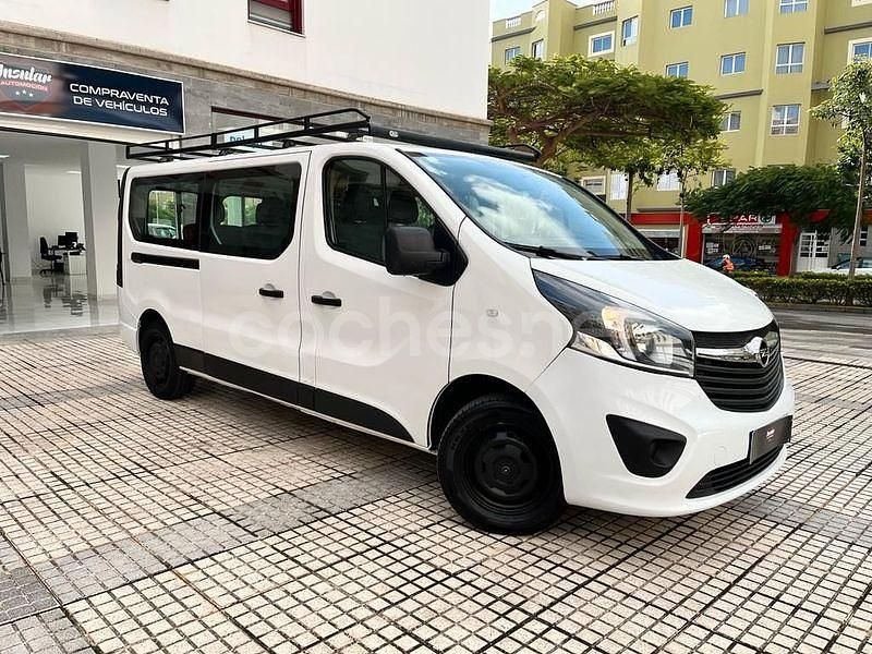 Usado Opel Vivaro 145 CV (106 kW) 2017 Blanco Monovolumen