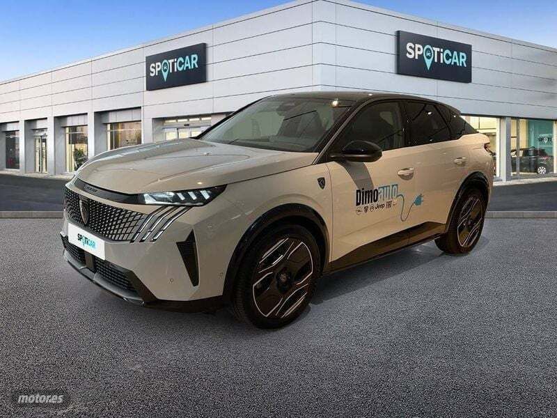 Blanco Usado 2024 Peugeot e-3008 GT SUV | 47.900 € (Caro) - Imagen 1/4