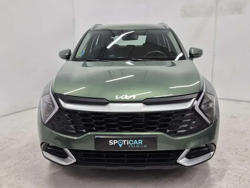 Usado Kia Sportage 136 CV (100 kW) 2024 Verde SUV