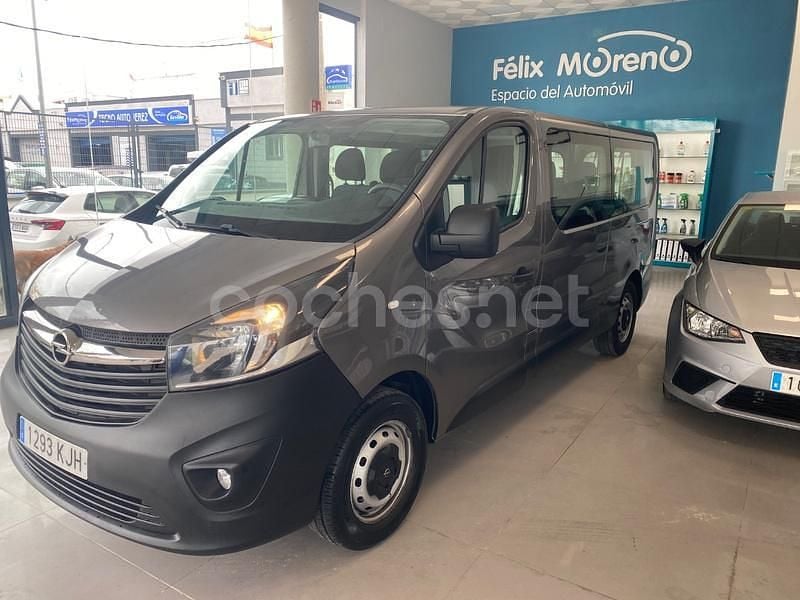 Usado Opel Vivaro 145 CV (106 kW) 2018 Gris / plata Monovolumen
