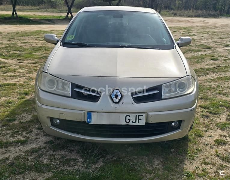 Usado Renault Mégane II 105 CV (77 kW) 2008 Beige Berlina