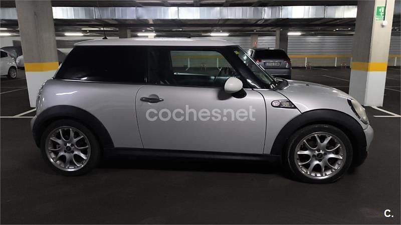 Usado Mini Cooper D 110 CV (80 kW) 2010 Gris / plata Utilitario