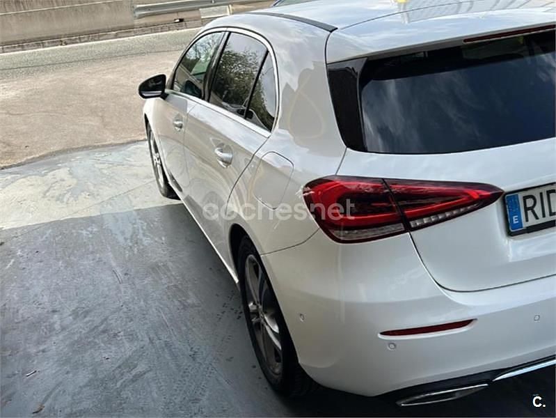 Usado Mercedes A200 163 CV (119 kW) 2021 Blanco Berlina