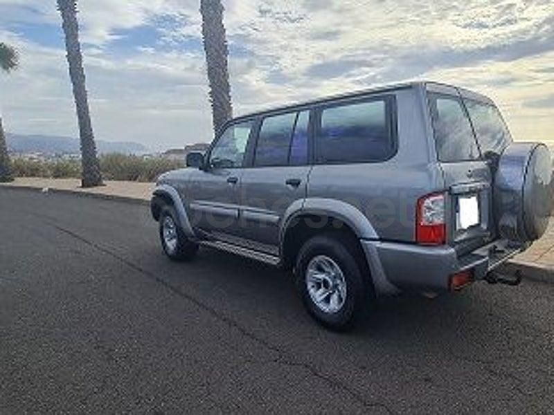 Usado Nissan Patrol Comfort 158 CV (116 kW) 2004 Gris / plata SUV