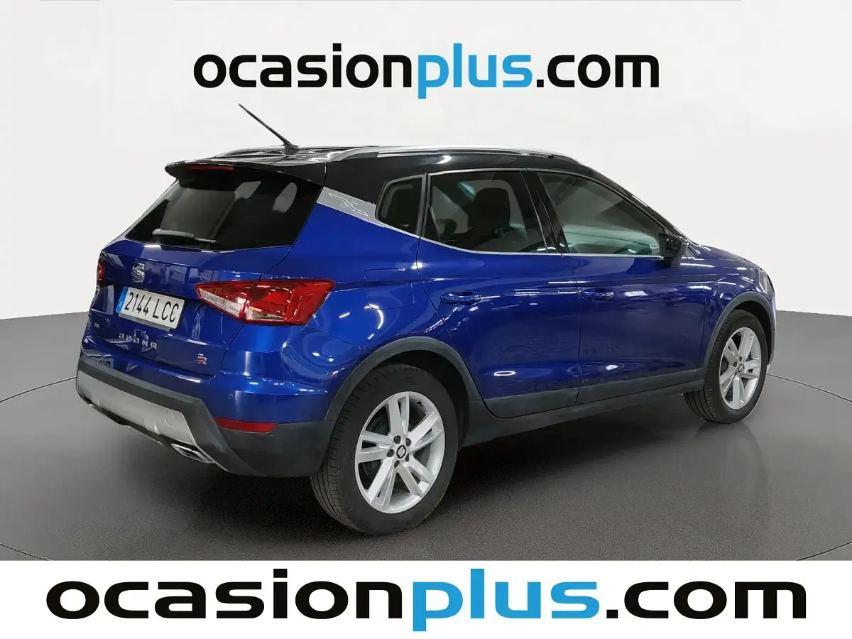 Usado Seat Arona FR 90 CV (66 kW) 2019 Azul SUV