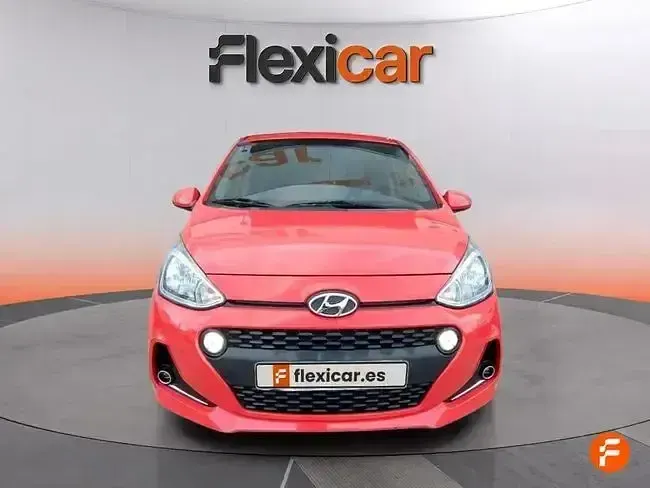 Używany Hyundai i10 66 KM (48 kW) 2019 Czerwony Hatchback
