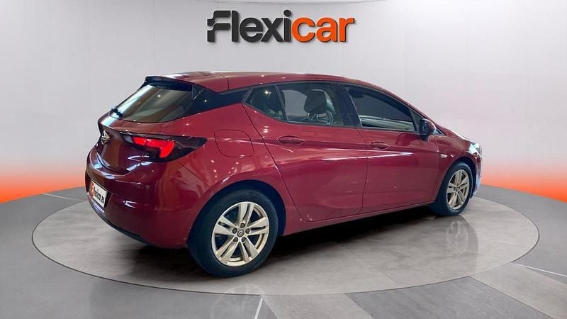 Usado Opel Astra GS Line 131 CV (96 kW) 2020 Rojo Utilitario