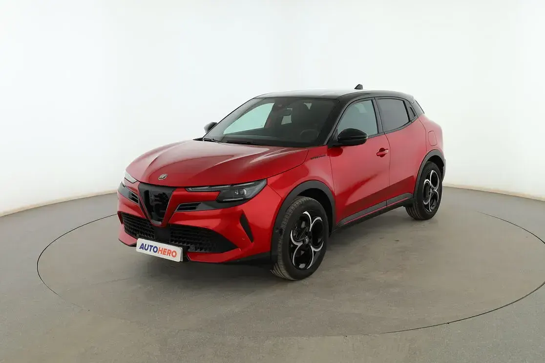 Usado Alfa Romeo Junior Edizione Speciale 136 CV (100 kW) 2025 SUV