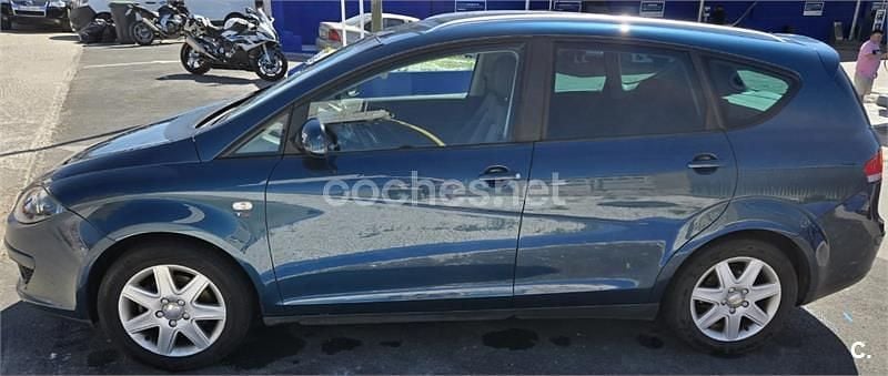 Usado Seat Altea XL Stylance 140 CV (102 kW) 2007 Azul Monovolumen