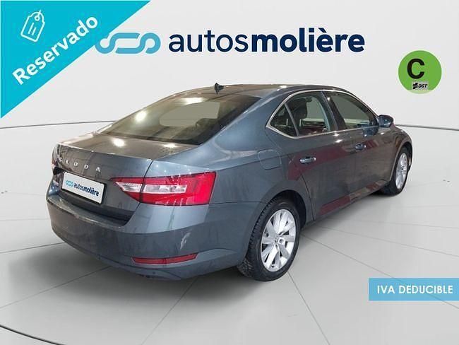 Usado Skoda Superb Ambition 150 CV (110 kW) 2020 Gris Familiar