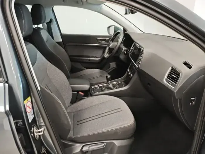 Usado Seat Ateca Style 150 CV (110 kW) 2021 Gris SUV