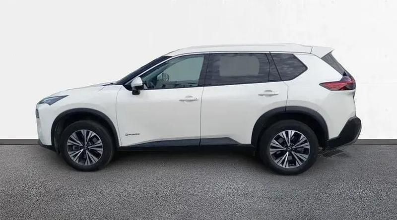 Usado Nissan X-Trail N-Connecta 213 CV (156 kW) 2023 Lunar white metalizado SUV