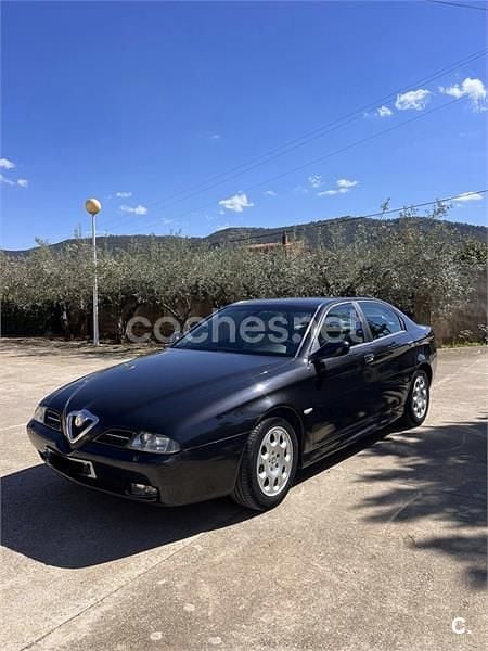 Usado Alfa Romeo 166 220 CV (161 kW) 2003 Negro Berlina