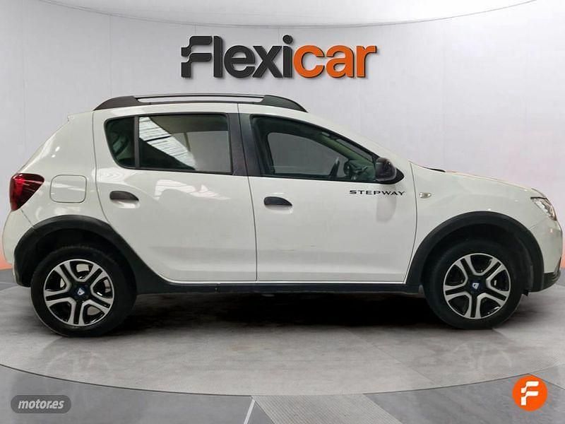 Usado Dacia Sandero 100 CV (73 kW) 2020 Blanco Utilitario