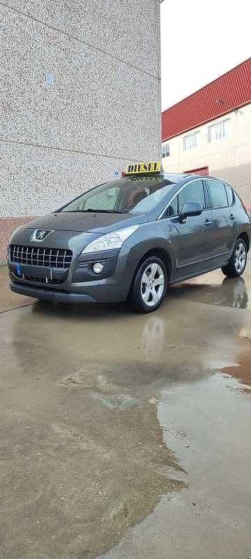 Usado Peugeot 3008 Active 111 CV (81 kW) 2011 Gris Familiar