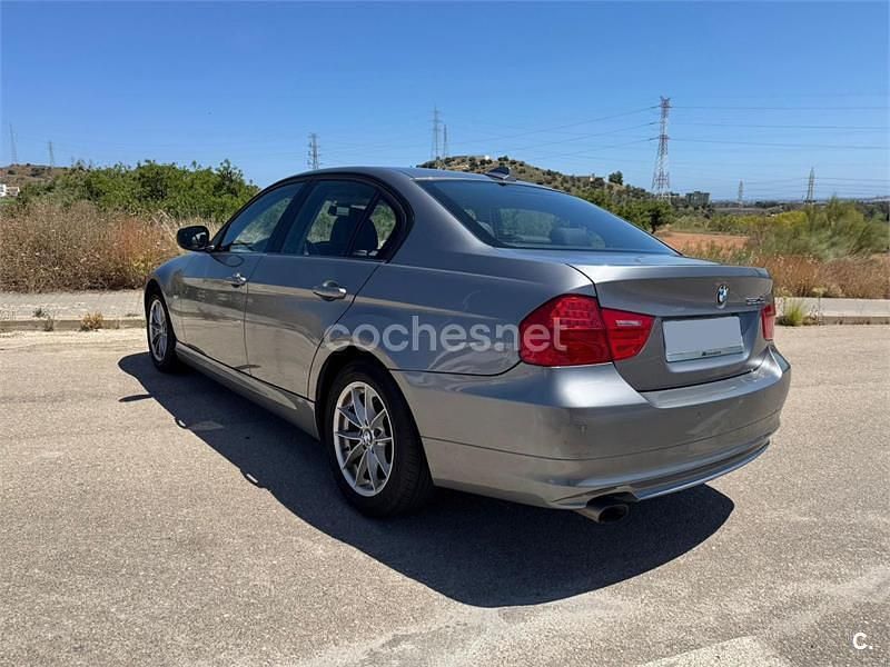 Gris / plata Usado 2011 BMW 320 Efficient Dynamics Berlina | 9500 € (Precio justo) - Imagen 1/3