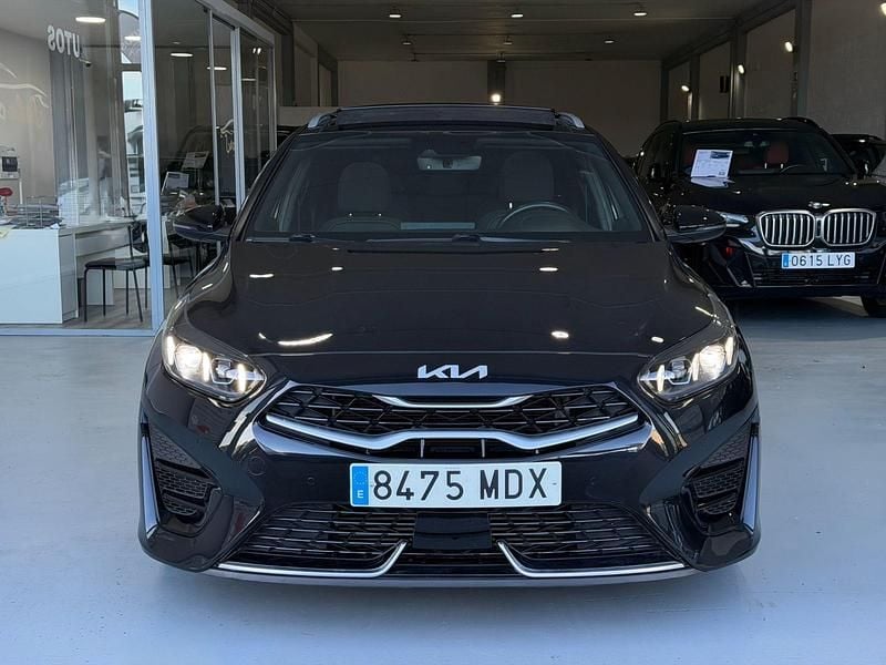 Usado Kia Ceed GT-Line 160 CV (117 kW) 2023 Negro Utilitario