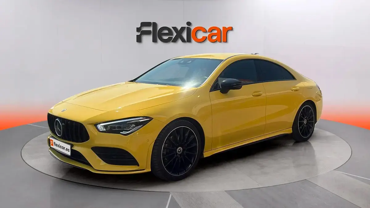 Usado Mercedes CLA200 150 CV (110 kW) 2019 Amarillo Coupe