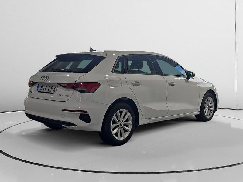 Usado Audi A3 Advanced Plus 110 CV (80 kW) 2021 Blanco Berlina