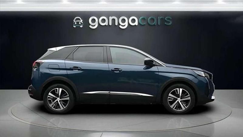 Usado Peugeot 3008 Allure 131 CV (96 kW) 2022 Azul SUV