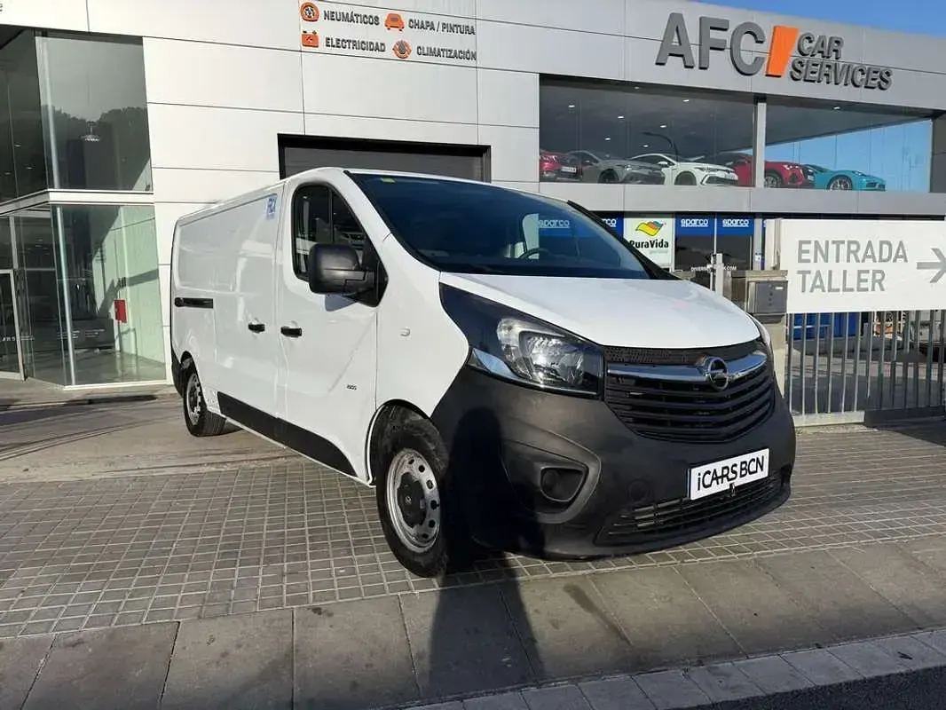 Usado Opel Vivaro Expression 95 CV (69 kW) 2017 Blanco Monovolumen