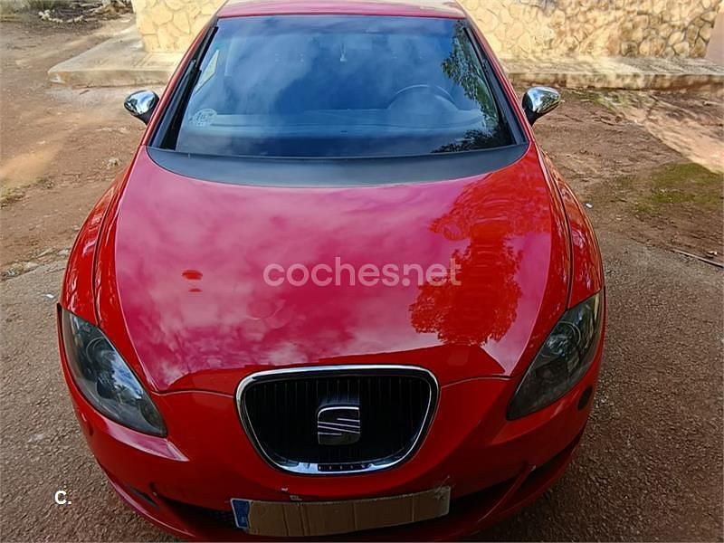 Rojo Usado 2006 Seat Leon Stylance Berlina | 3500 € (Buen precio) - Imagen 1/4