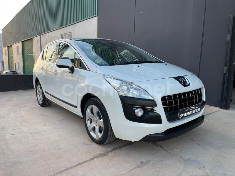 Blanco Usado 2011 Peugeot 3008 Active Berlina | 8900 € (Caro) - Imagen 1/4