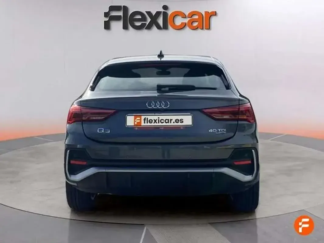 Usado Audi Q3 S-Line 200 CV (147 kW) 2022 Gris SUV