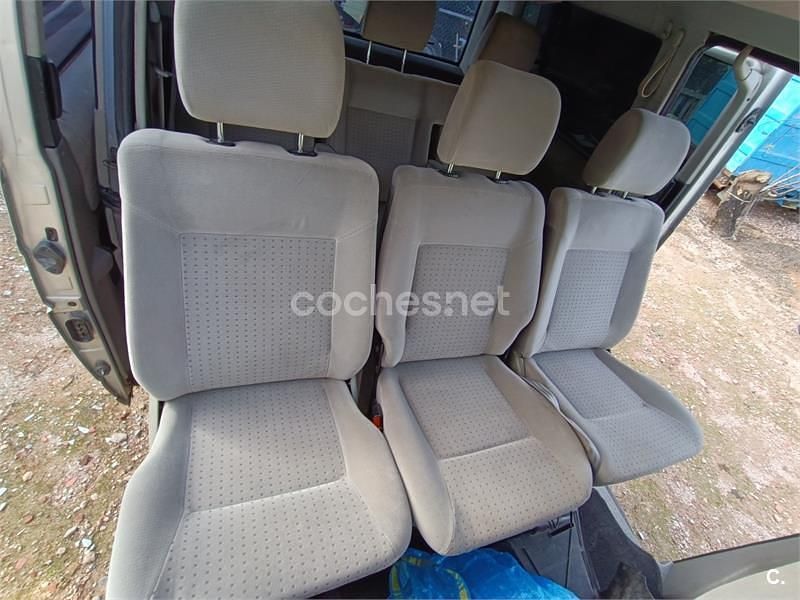 Usado VW Transporter 68 CV (50 kW) 2002 Gris / plata Van
