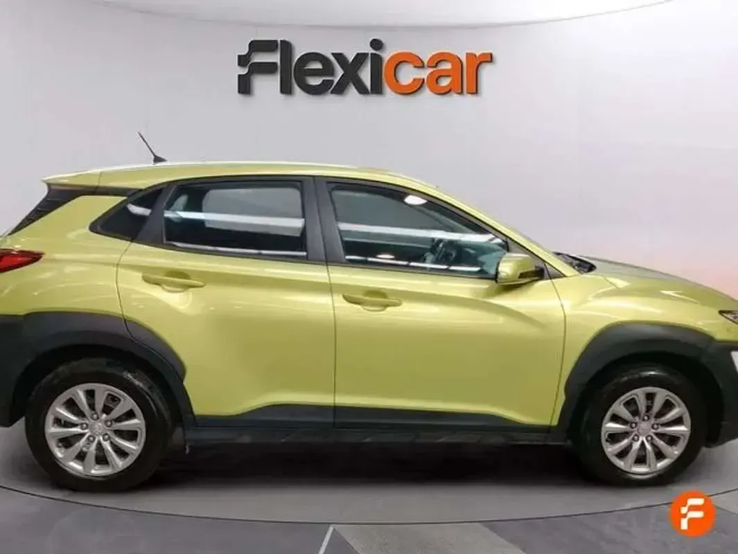 Usado Hyundai Kona 120 CV (88 kW) 2019 Amarillo SUV