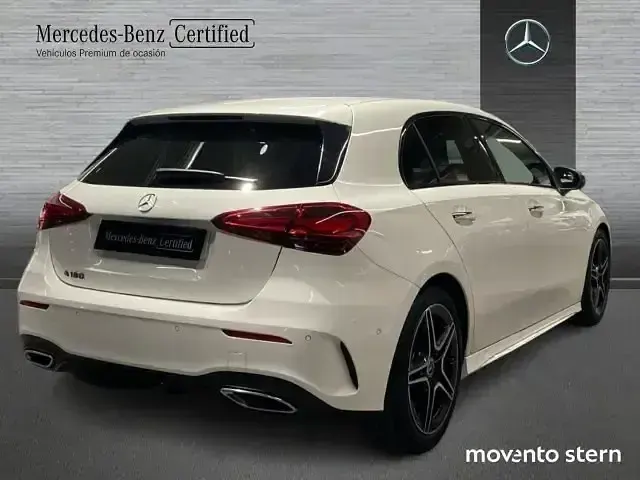 Usado Mercedes A180 Advanced 136 CV (100 kW) 2025 Blanco Utilitario