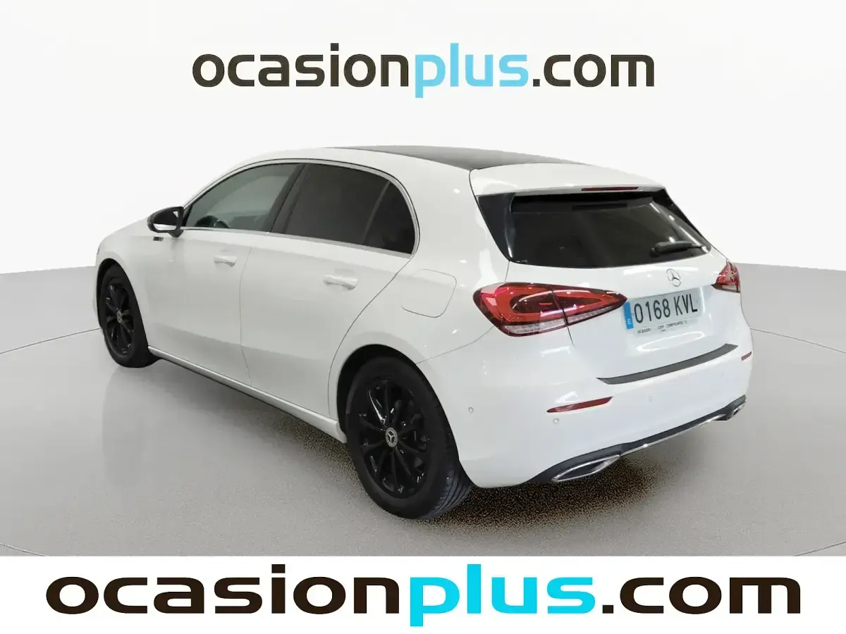 Usado Mercedes A180 116 CV (85 kW) 2019 Blanco Berlina