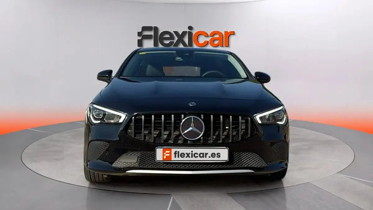 Usado Mercedes CLA180 Shooting Brake 136 CV (100 kW) 2020 Negro Familiar