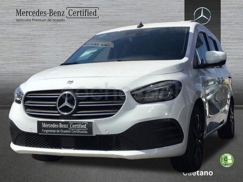 Usado Mercedes T180 116 CV (85 kW) 2025 Blanco Monovolumen