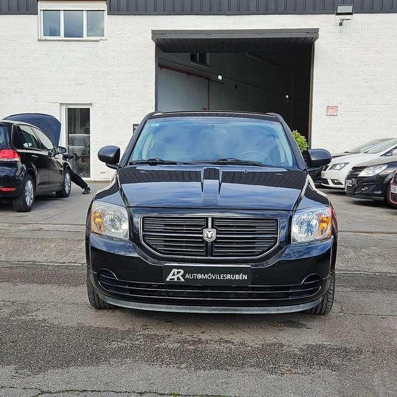 Käytetty Dodge Caliber SXT 140 HP (102 kW) 2009 Musta Viistoperä