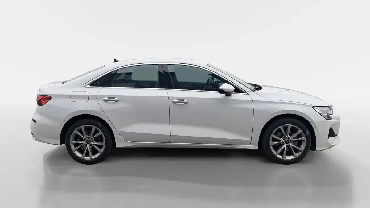 Usado Audi A3 150 CV (110 kW) 2025 Blanco Berlina