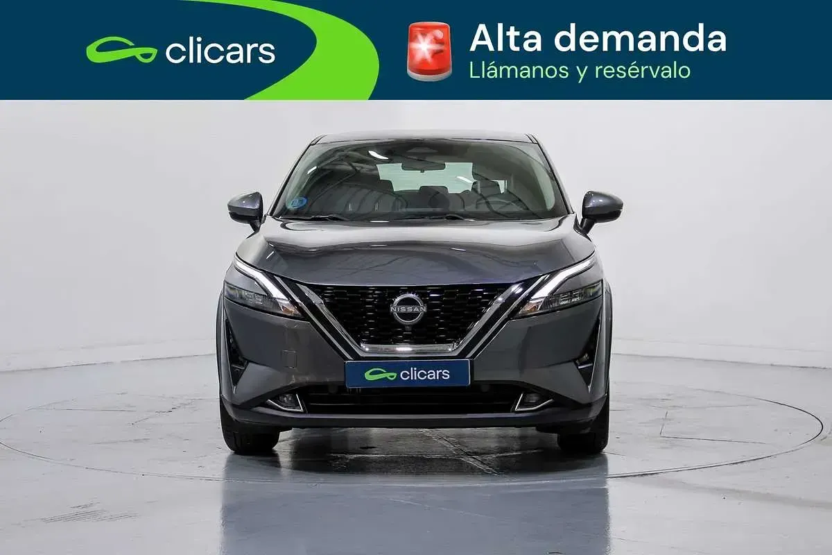 Usado Nissan Qashqai Acenta 190 CV (139 kW) 2024 Gris SUV