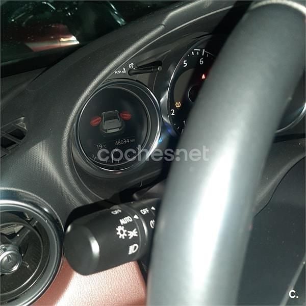 Usado Mazda MX5 Edition 160 CV (117 kW) 2018 Gris / plata Descapotable