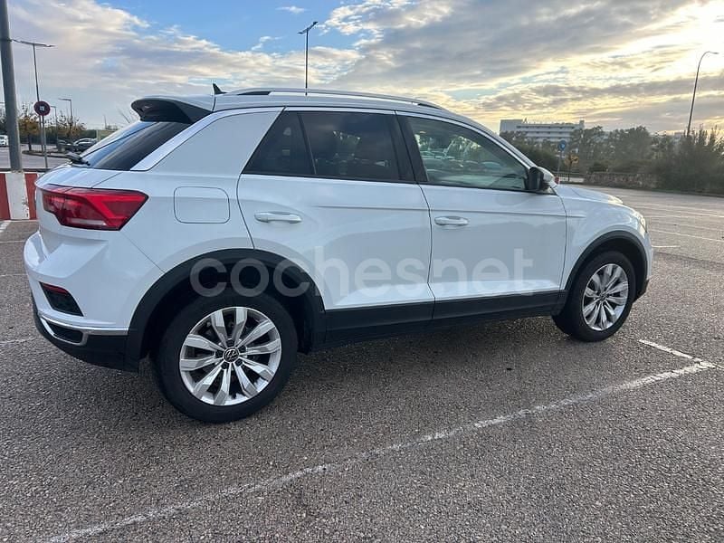 Usado VW T-Roc Advance 110 CV (80 kW) 2022 Blanco SUV