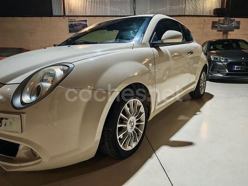 Usado Alfa Romeo MiTo Distinctive 95 CV (69 kW) 2013 Blanco Utilitario