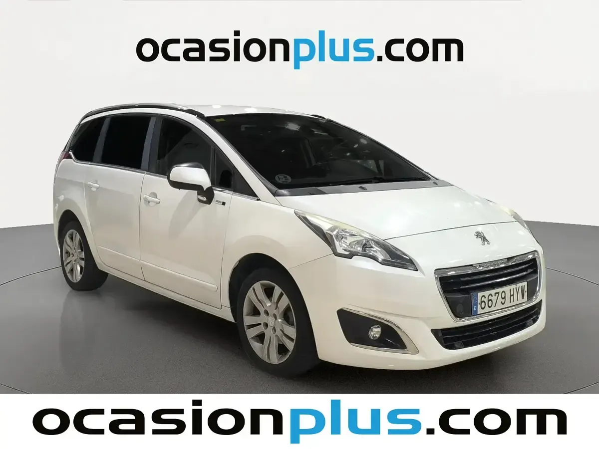Usado Peugeot 5008 Style 115 CV (84 kW) 2014 Blanco Monovolumen