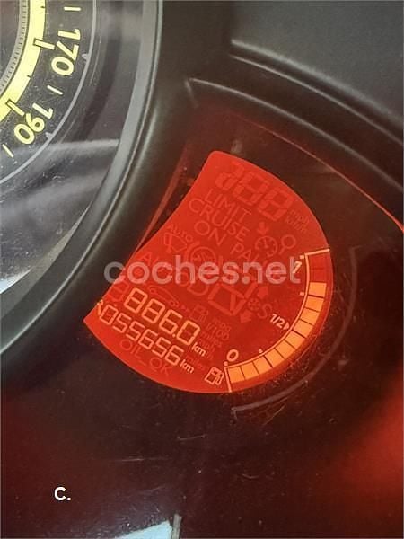 Usado Citroën C3 PureTech 82 CV (60 kW) 2014 Granate Berlina