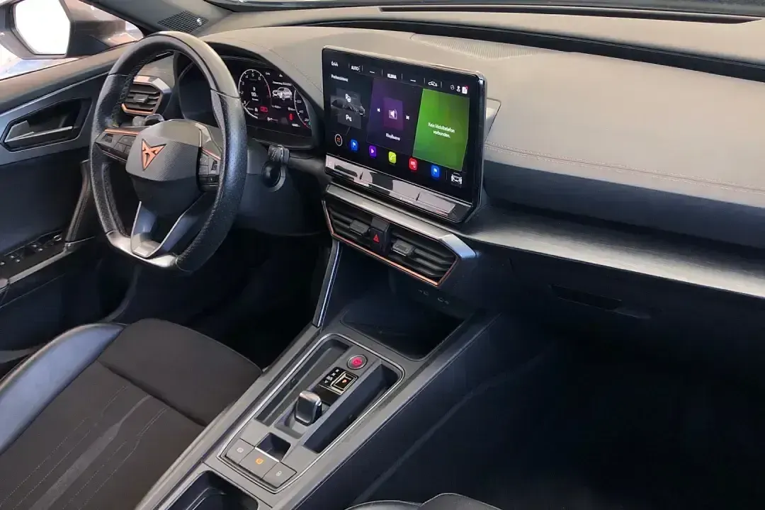 Begagnad Cupra Formentor 150 HK (110 kW) 2023 Grå SUV