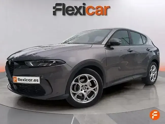 Usado Alfa Romeo Tonale Sprint 160 CV (117 kW) 2023 Gris SUV