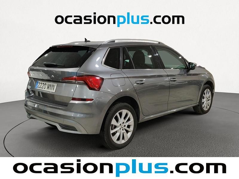 Usado Skoda Kamiq Ambition 110 CV (80 kW) 2024 Gris SUV
