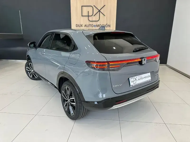 Usado Honda HR-V Advance 131 CV (96 kW) 2025 Gris / plata SUV