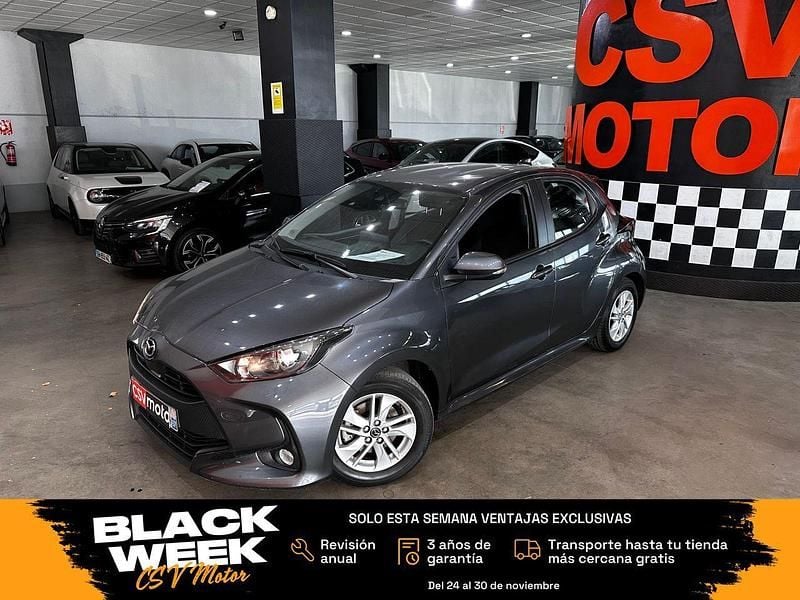 Gris Usado 2023 Toyota Yaris Hybrid Active Berlina | 16.850 € (Super precio) - Imagen 1/4