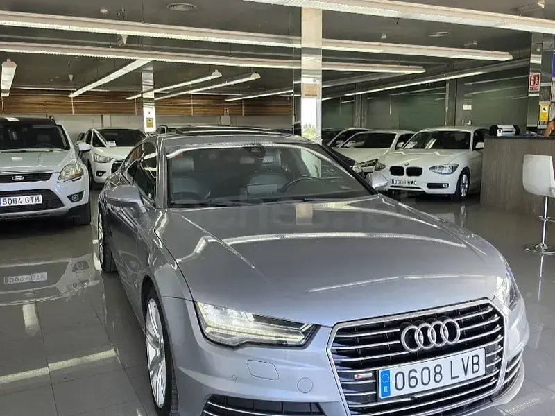 Usado Audi A7 Sportback 218 CV (160 kW) 2016 Gris / plata Utilitario