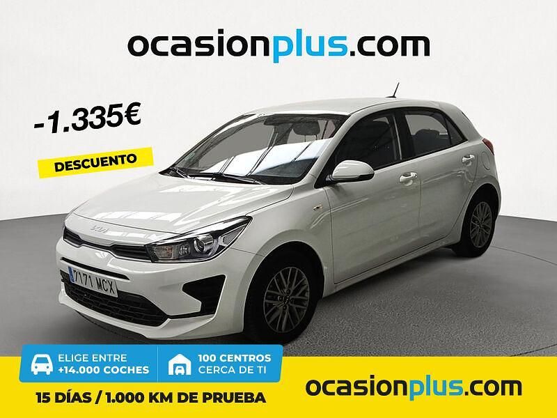 Blanco Usado 2022 Kia Rio Berlina | 14.200 € (Precio justo) - Imagen 1/4