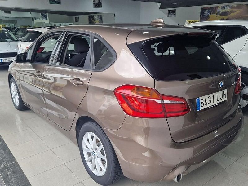 Usado BMW 216 Active Tourer 116 CV (85 kW) 2020 Beige Monovolumen